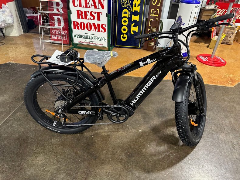 Gmc Hummer Hummer Electric Bike GMC Unveils The Hummer EV All-Wheel-Drive Electric  Bicycle