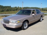 1997 Lincoln Town Car Executive Series