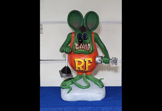 Rat Fink Statue