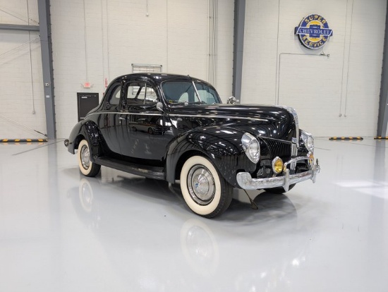 1940 Ford Standard Coupe