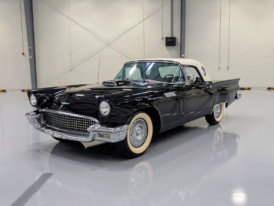 1957 Ford Thunderbird