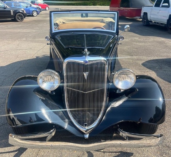 1934 Ford Cabriolet