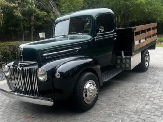 1947 Ford 79C Dually