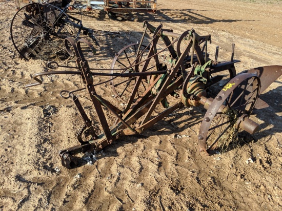 ANTIQUE DISC PLOW