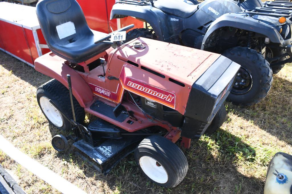 Dynamark best sale lawn tractor