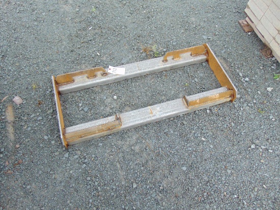 skid steer plate bracket