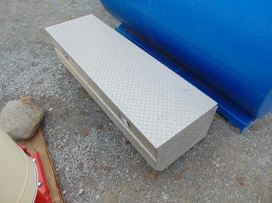 diamon plate truck tool box