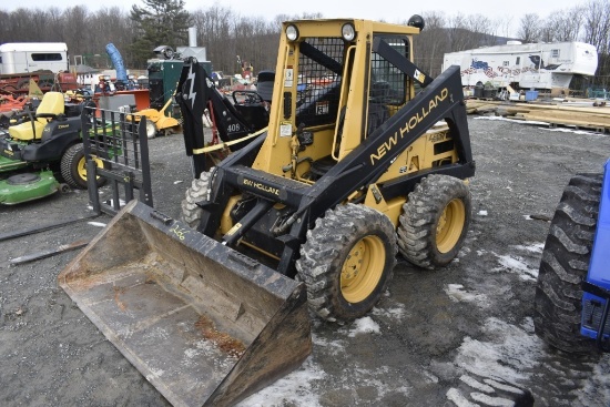New Holland L555 Deluxe Skidsteer