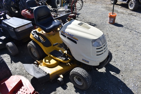 Cub Cadet LT1050 Lawn Tractor