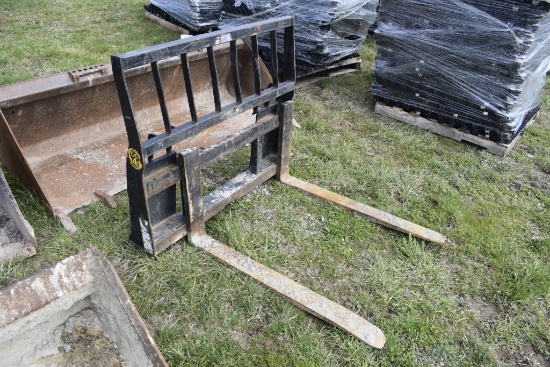 Quick Tach Pallet Forks
