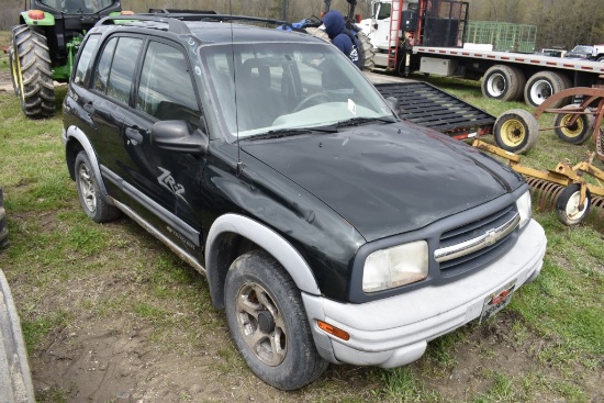 2003 Chevrolet Tracker car