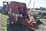 Hesston 530 Round Baler