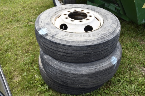 3x 295/75R22.5 Tires