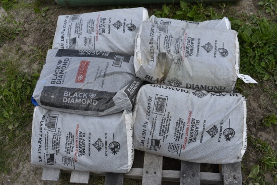 9 Bags of Sandblasting Abrasive Media