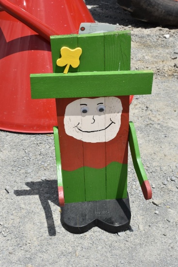 Mischievous Leprechaun Plant Holder