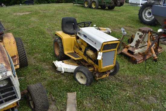 Cub Cadet 106 w/mower Deck