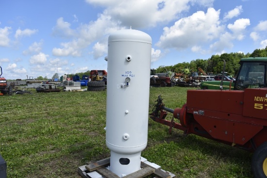 White Standup air tank
