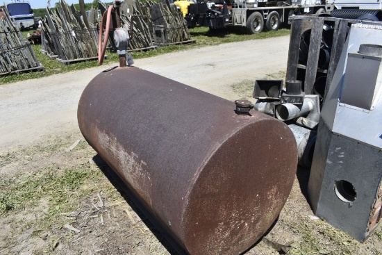 Fuel Tank with Hand Pump