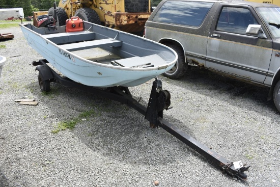 StarCraft Boat with Trailer