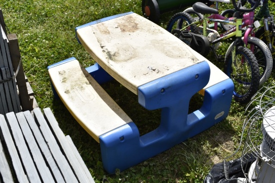 Little Tikes Table