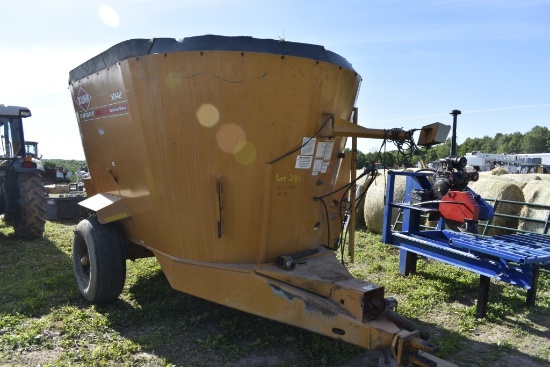 Kuhn Knight 5042 Verticle Maxx TMR Mixer