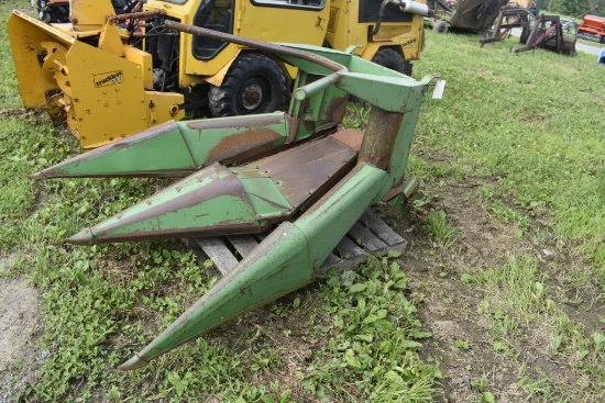 John Deere 2 row corn head