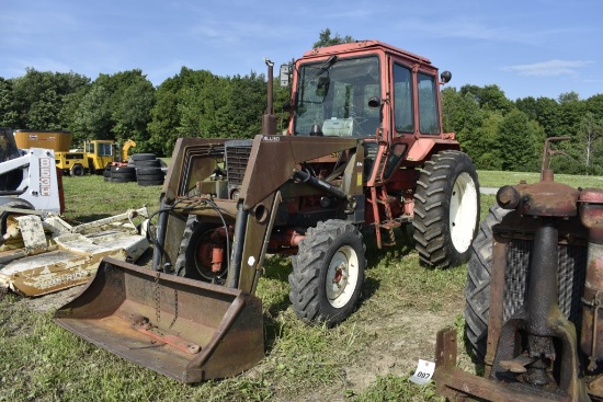 Belarus 572 Tractor