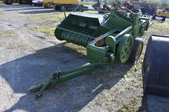 John Deere 14T square baler
