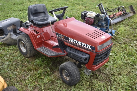 Honda HT3813 lawn tractor