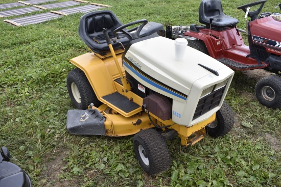 Cub Cadet 1330 Lawn Tractor
