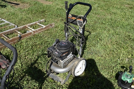 Mi-T-M 2400 Psi pressure washer with 6.75 engine