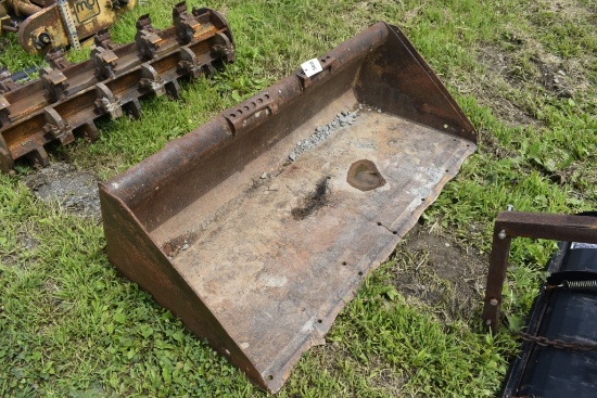 68" Quick Attach Bucket