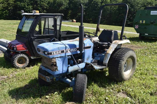 Ford 1520 Tractor