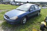 2002 Ford Taurus car