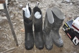 2 pairs of rubber boots