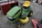 John Deere 102 Lawn tractor