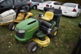 John Deere L110 Automatic Lawn tractor