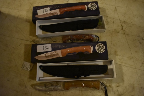 2 New in the package American Wildlife Collection Knives