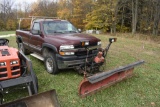 2002 Chevrolet Silverado 2500 HD Truck with Snow Plow