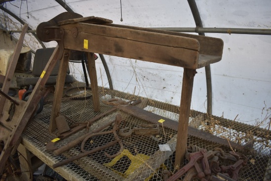 antique chute