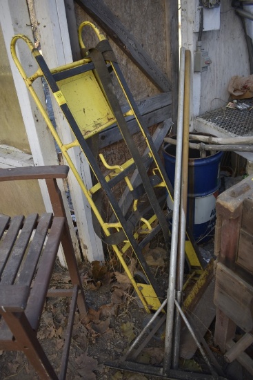 Refrigerator Cart with two floats