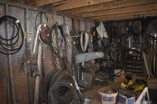 Large Group of contents in corners and on wall