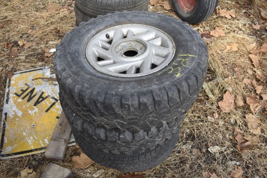 4 15" tires on 6 lug aluminum rims