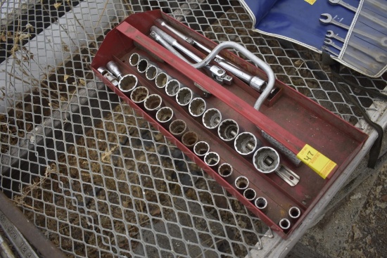 Carry all with 1/2" drive Metric and SAE Sockets and ratchets