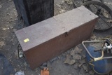 United Guitar Corporation Transport box with some misc contents