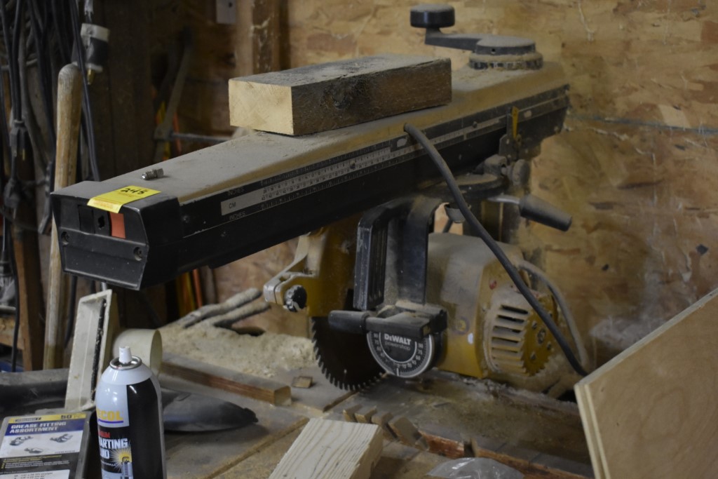 DeWalt 7730 Radial Arm saw with 10