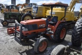 Kubota L2900 Tractor