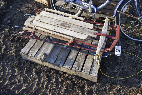 2 Runner Sleds