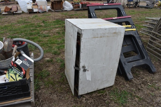 Little Storage Shelf on Wheels