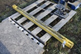 Material Lift Bar